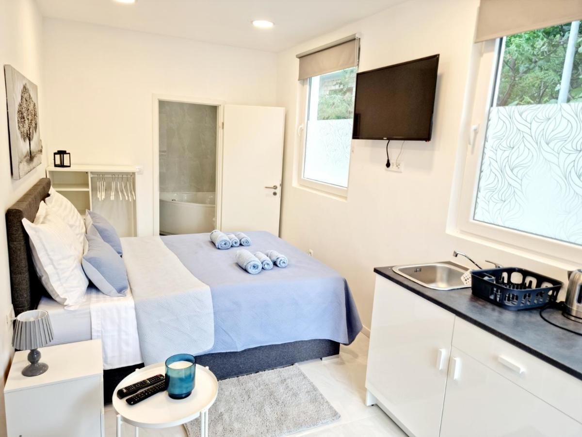 Villa Danza Del Mar - Designed For Adults Vir Exterior photo