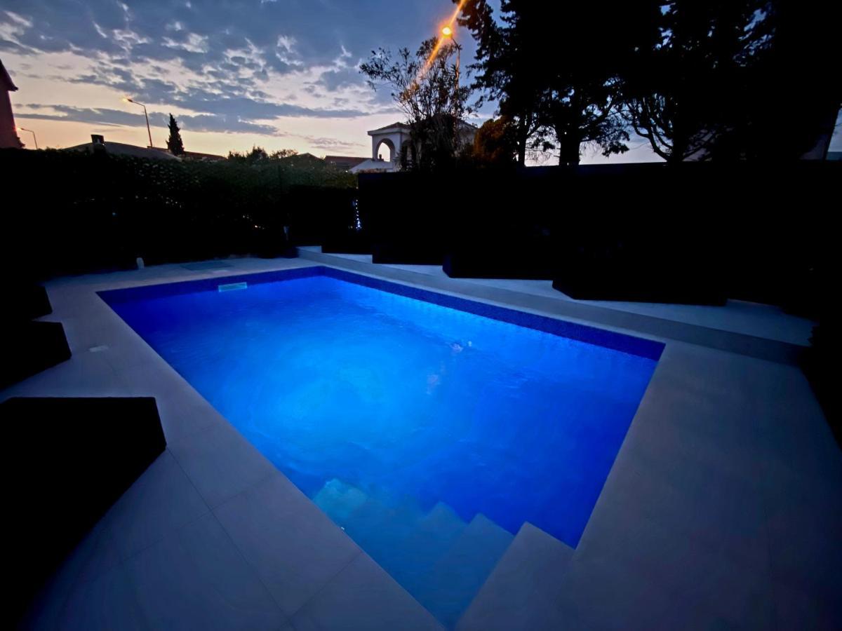 Villa Danza Del Mar - Designed For Adults Vir Exterior photo