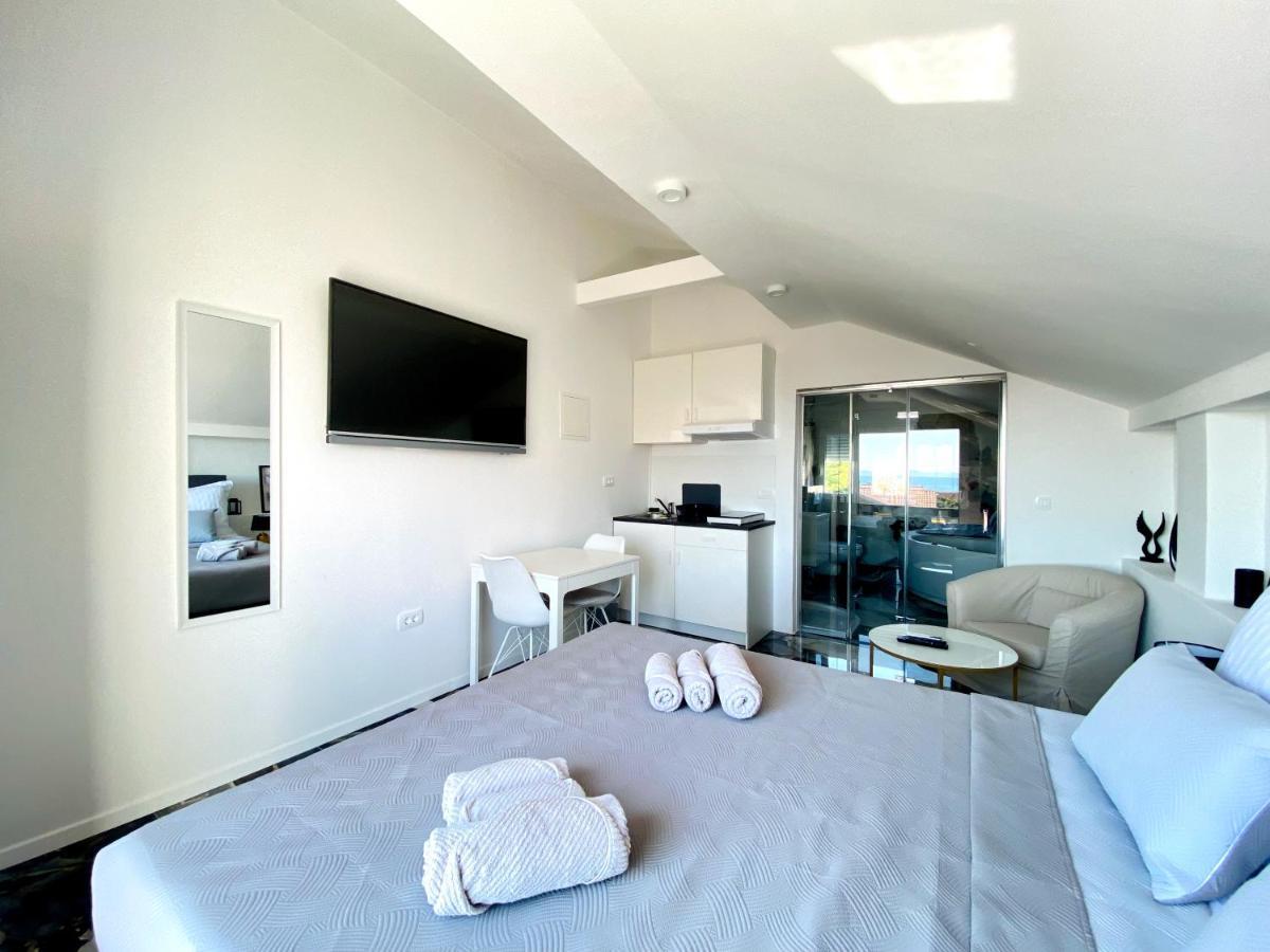 Villa Danza Del Mar - Designed For Adults Vir Exterior photo