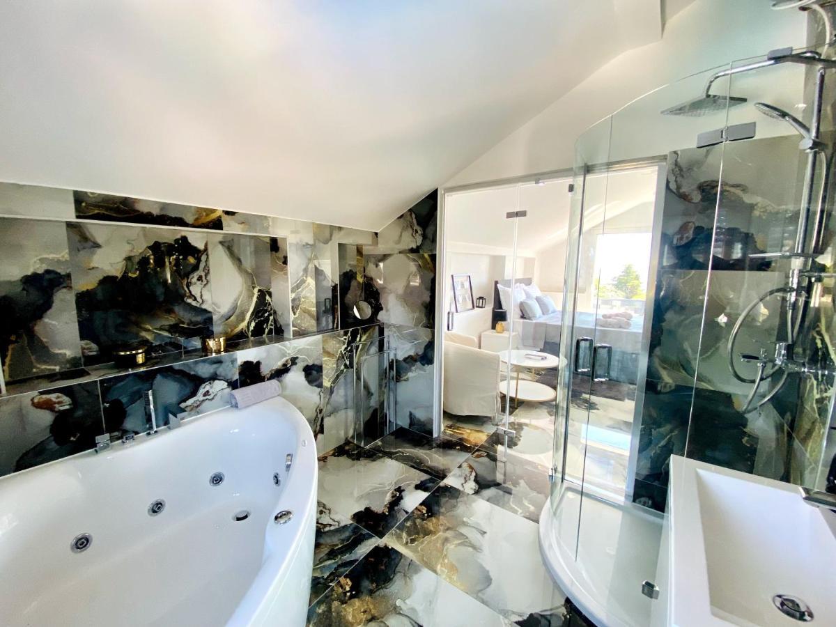 Villa Danza Del Mar - Designed For Adults Vir Exterior photo